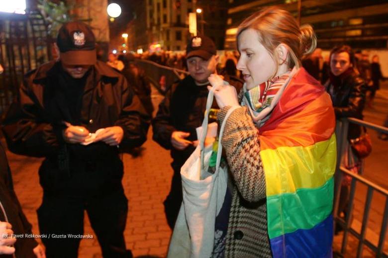 Wrocław: Ponad 300 osób przeszło ulicami miasta w Marszu Wzajemnego Szacunku (ZDJECIA)